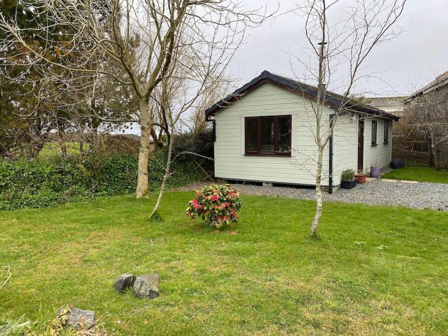 Idyllic Cornish Retreat At Puffin * Helston